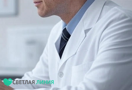 Врач клиники
